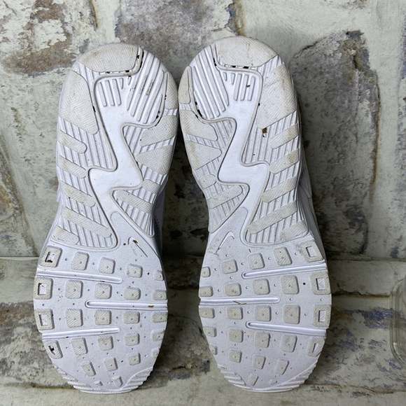 Nike Air Max Excee With Laces - Picture 6 of 7